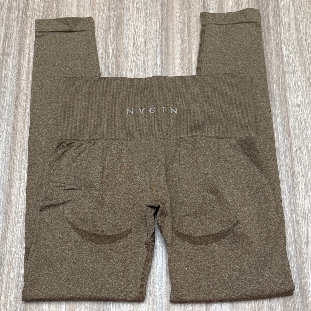 NVGTN Contour Seamless Leggings in Color Mocha Size Small